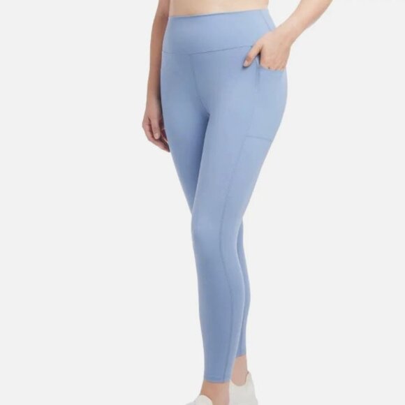 Danskin Women's Light Blue Lightweight Seamless Tight Leggings Size M - Picture 2 of 5
